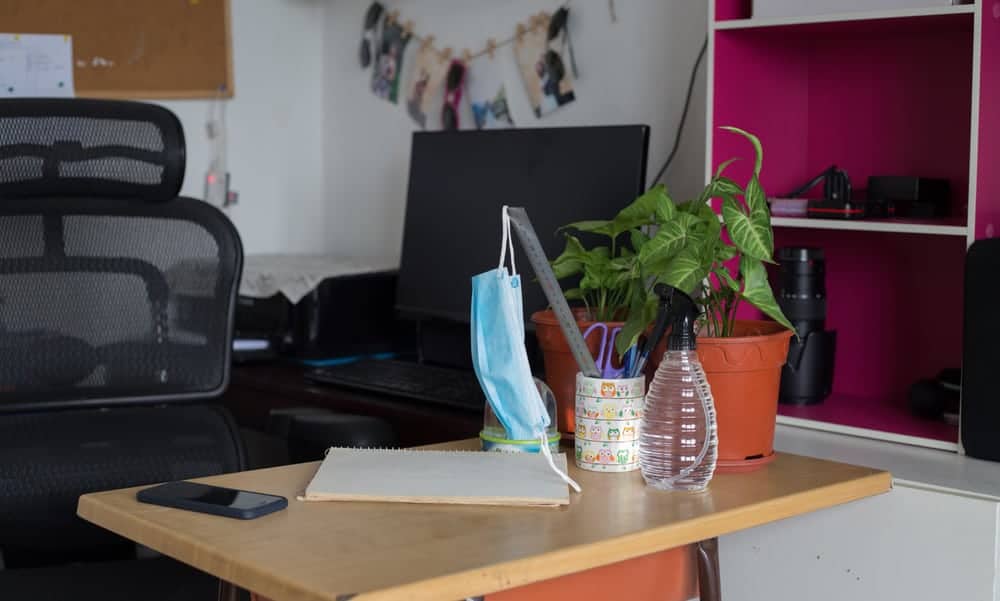 Bútorok home office-hoz