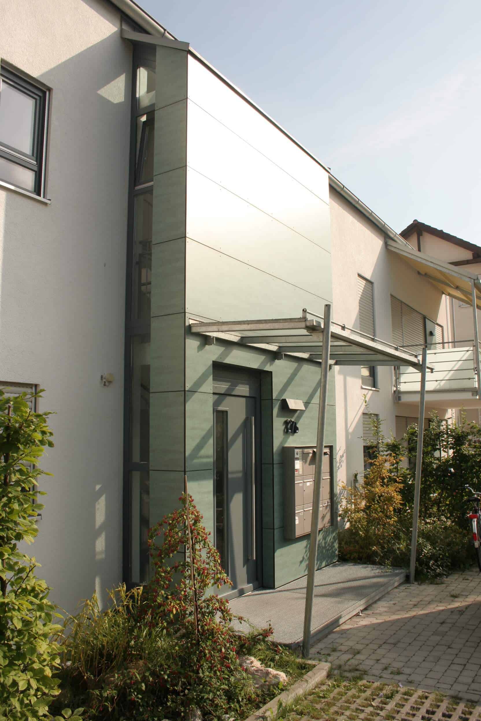 Gestaltung Eingangsbereich Mehrfamilienhaus