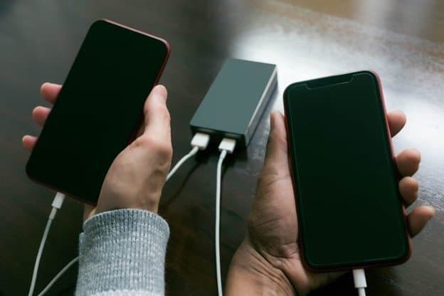 best way to charge lithium ion cell phone battery