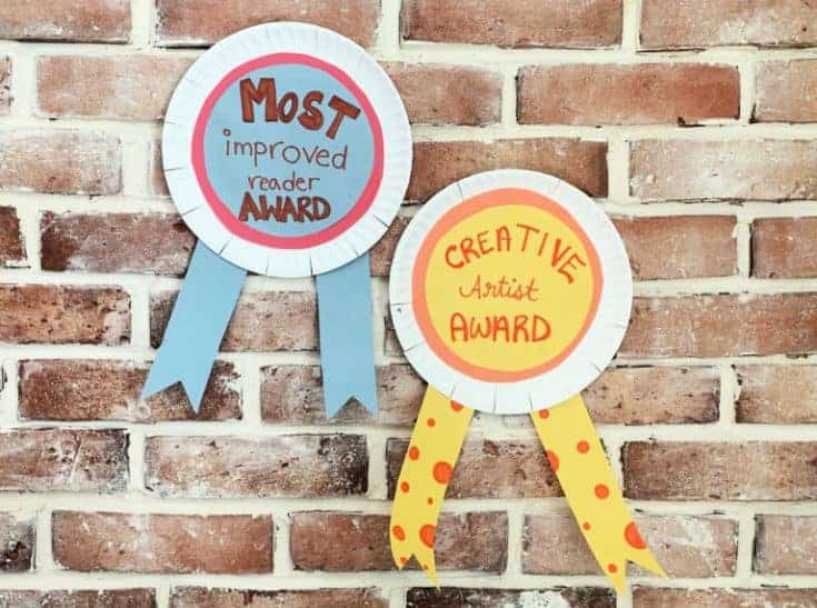 paper plate awards for creative artist and most improved reader