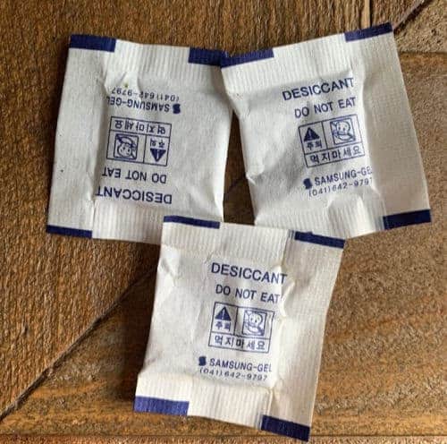 desiccant packs