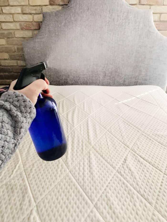 Vinegar sprayed on mattress