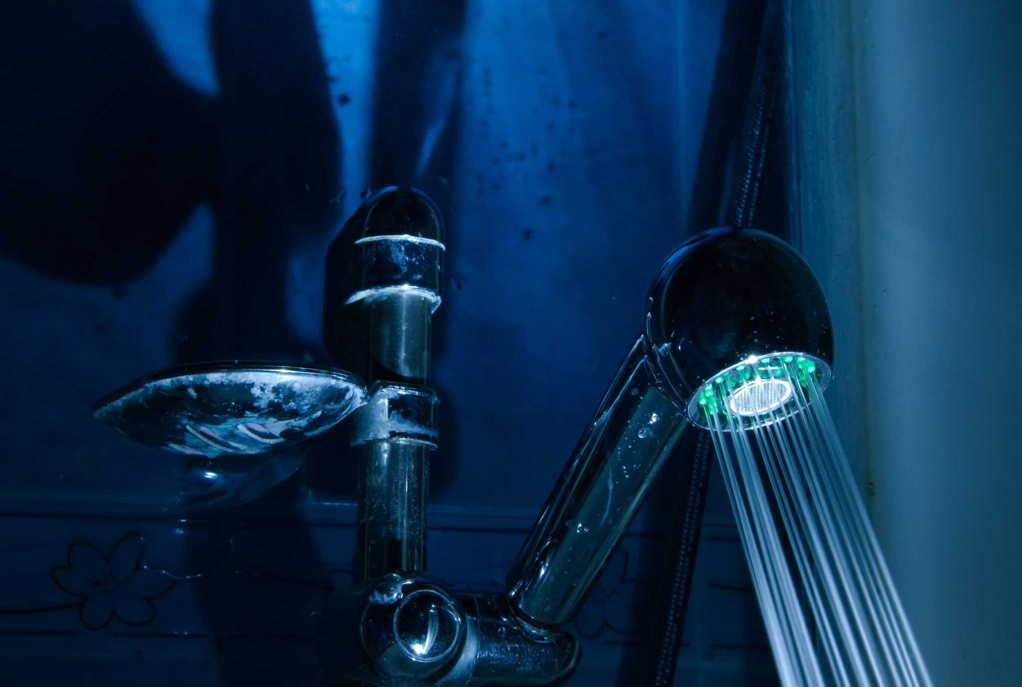 Does dark showering help you s