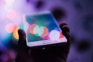 Discord ディスコード でスピーカーにする方法を解説 出来ない場合に関しても App Story Discord ディスコード でスピーカーにする方法を解説 出来ない場合に関しても App Story