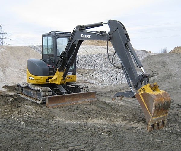 Excavation Lacelle & Frères - Pelle hydraulique John Deere 50 Excavation Lacelle & Frères - Pelle hydraulique John Deere 50