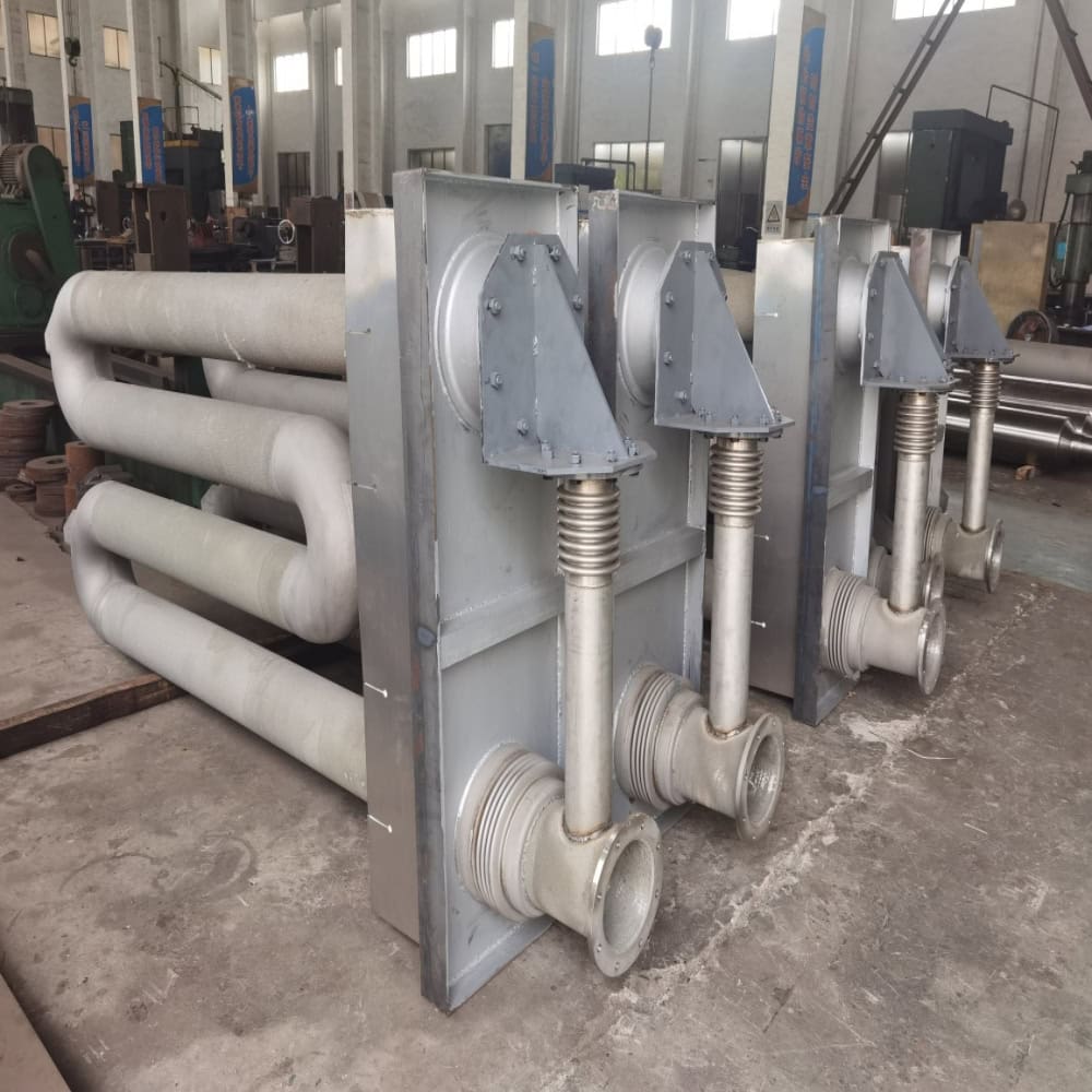 Multi-bend radiant tube assemblies with return bends and connection ports on the factory floor