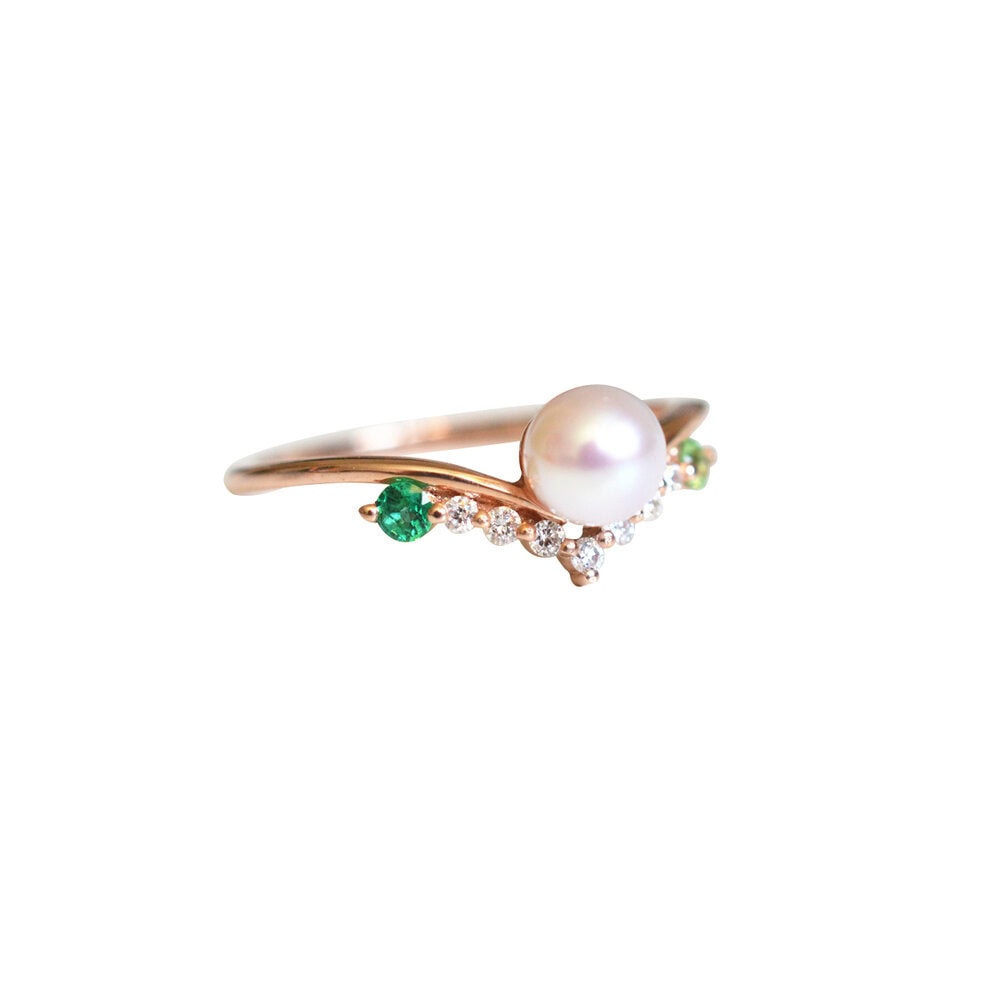 Akoya Pearl Ring with Emerald and Peridot - Lauren - Image 2