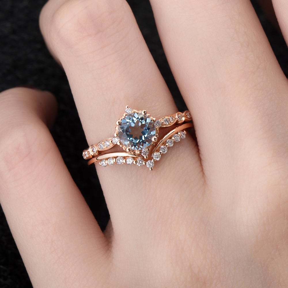 Vintage Aquamarine Engagement Ring - Helena - Image 4
