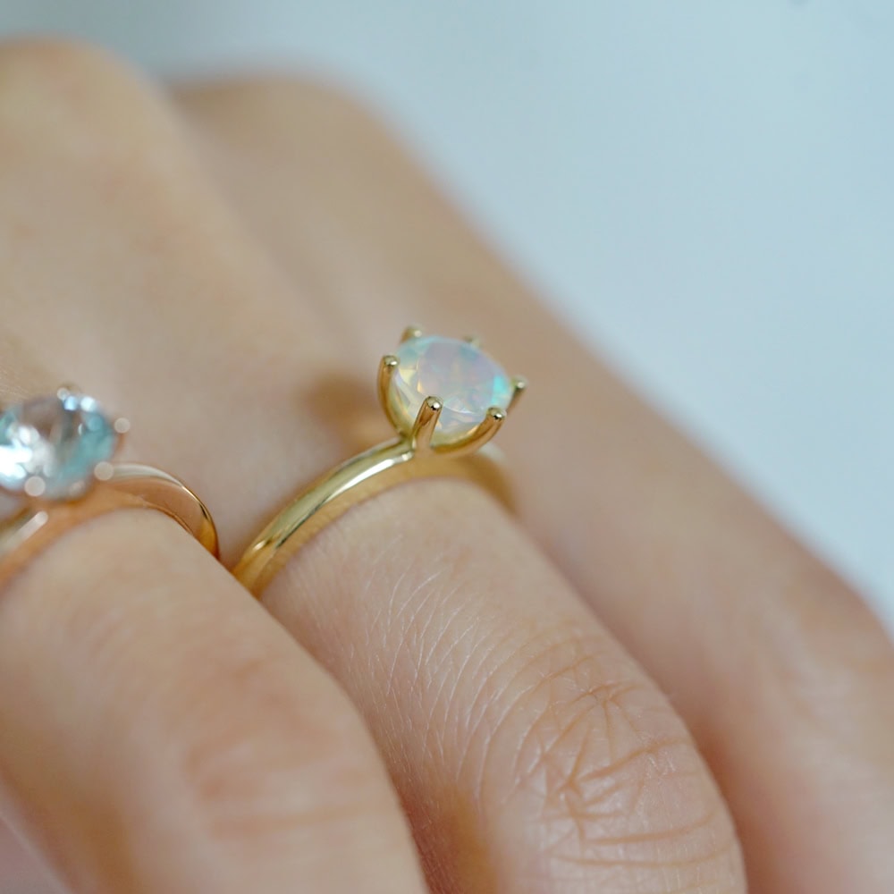 Solitaire Opal Ring - Agnes - Image 4