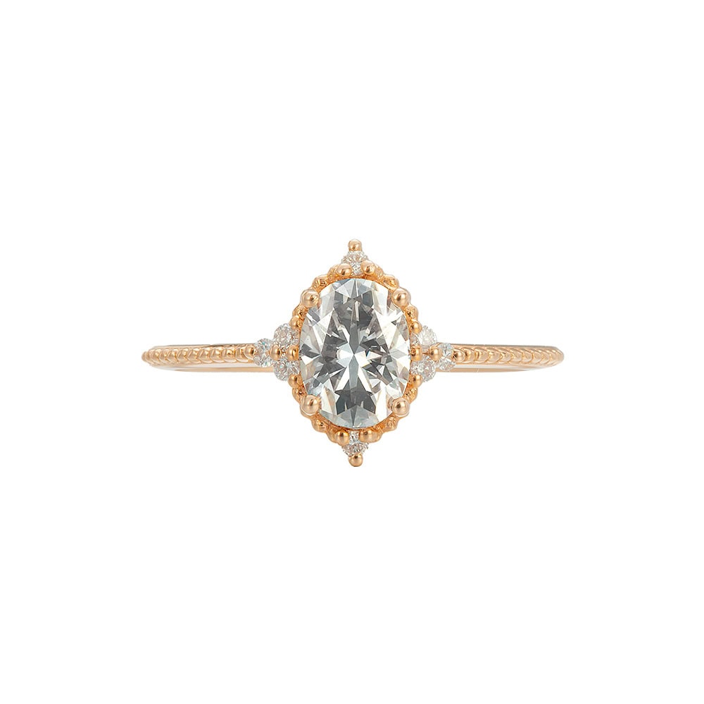 Oval Moissanite Ring - Mae