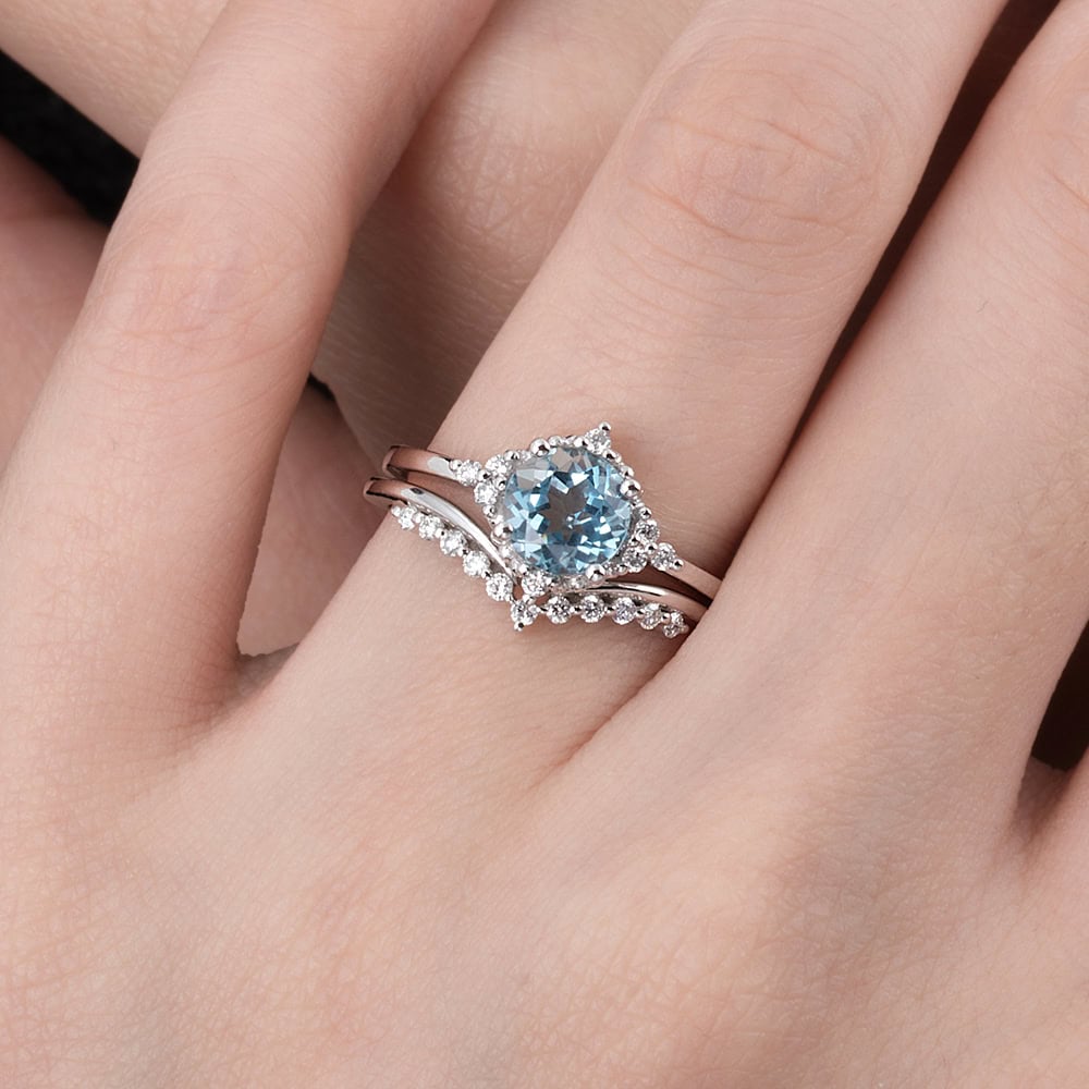 Round Moissanite Engagement Ring - Azra - Image 10
