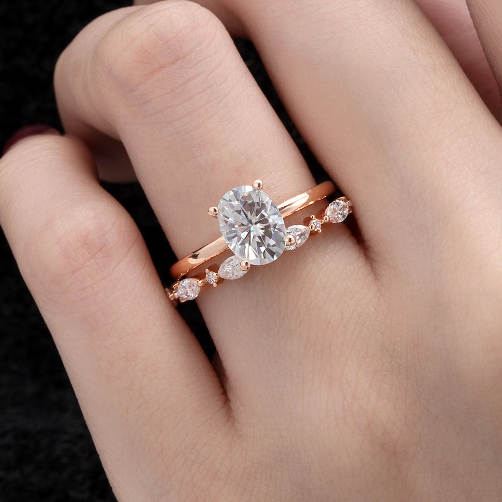 Solitaire Oval Moissanite Ring – Leah - Image 2