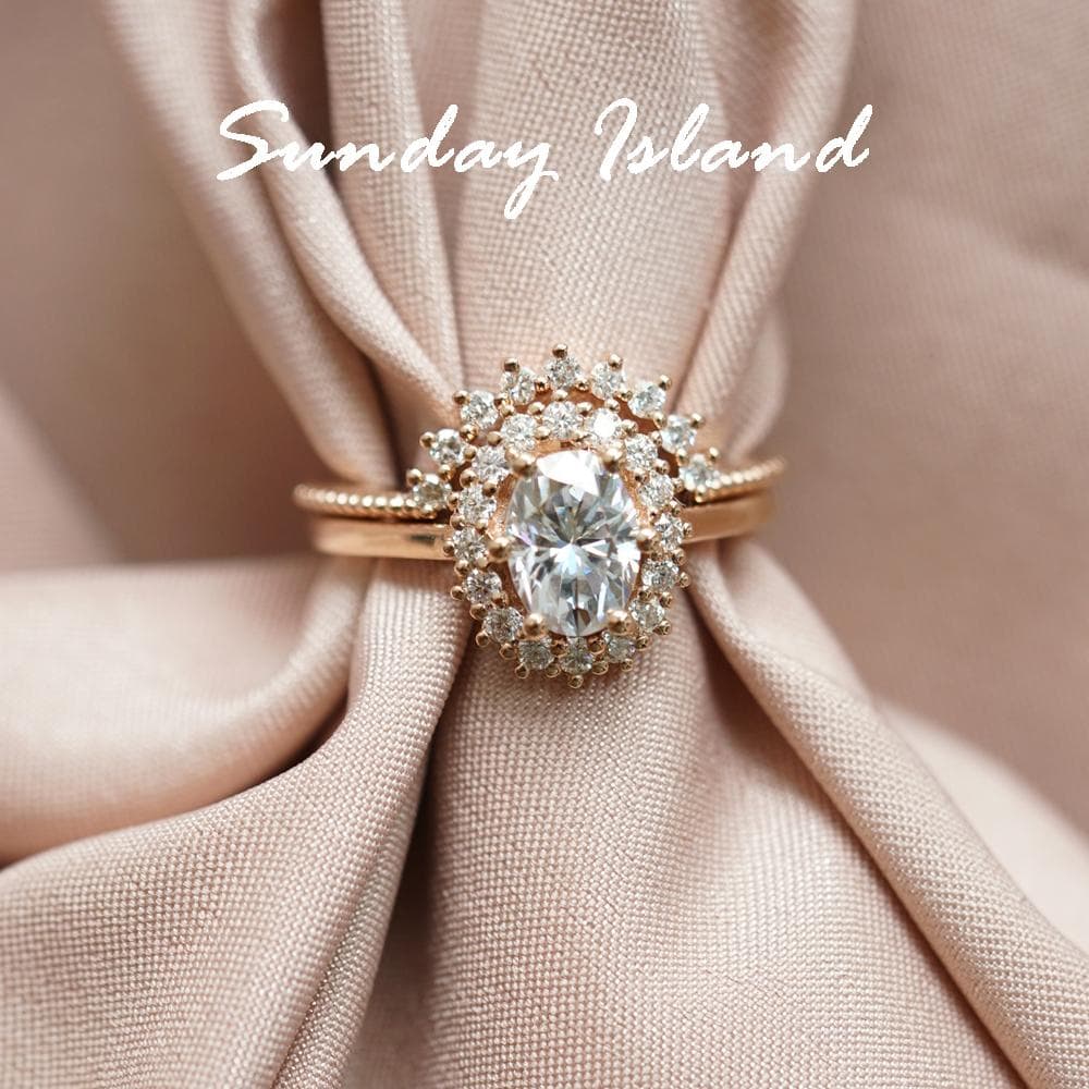 Oval Cut Halo Aquamarine Ring - Monroe - Image 7
