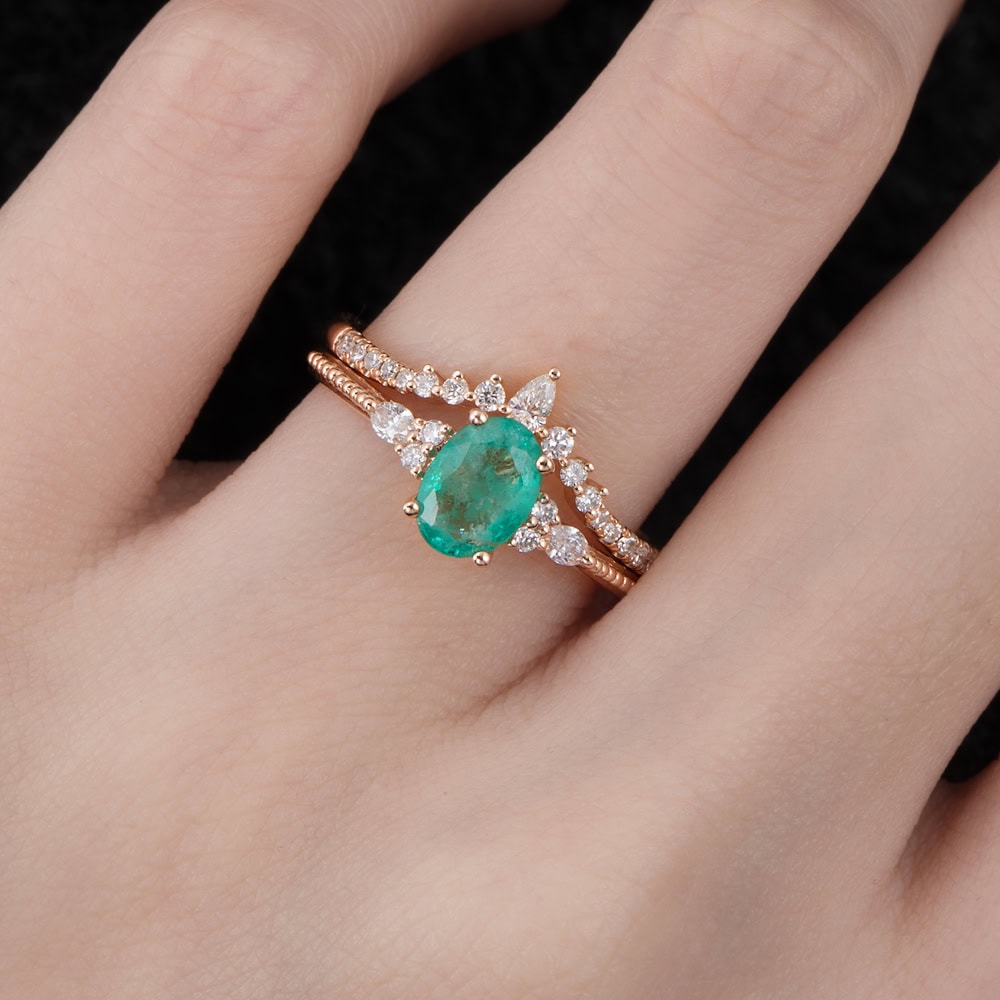Oval Cut Emerald Diamond Engagement Ring - Cloris - Image 6