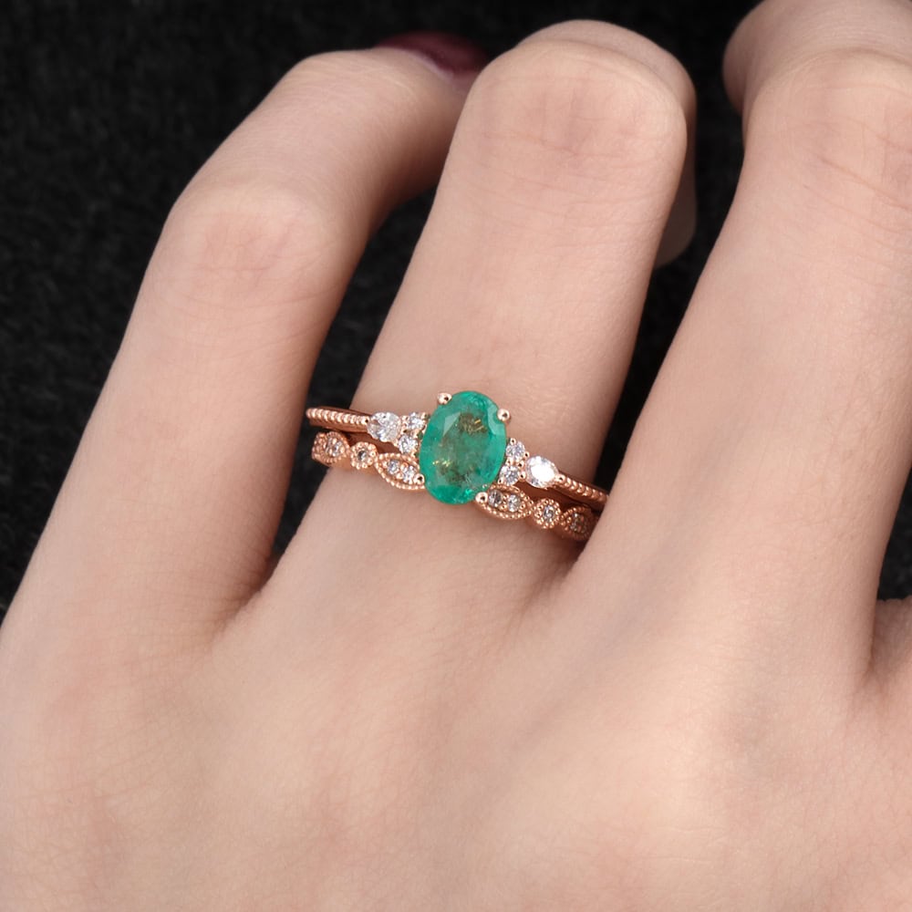 Oval Cut Emerald Diamond Engagement Ring - Cloris - Image 4