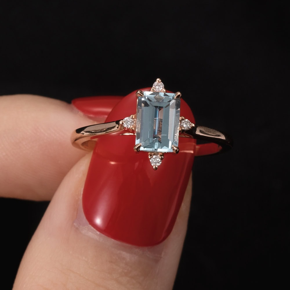 Emerald Cut Aquamarine Ring – Lynn - Image 4