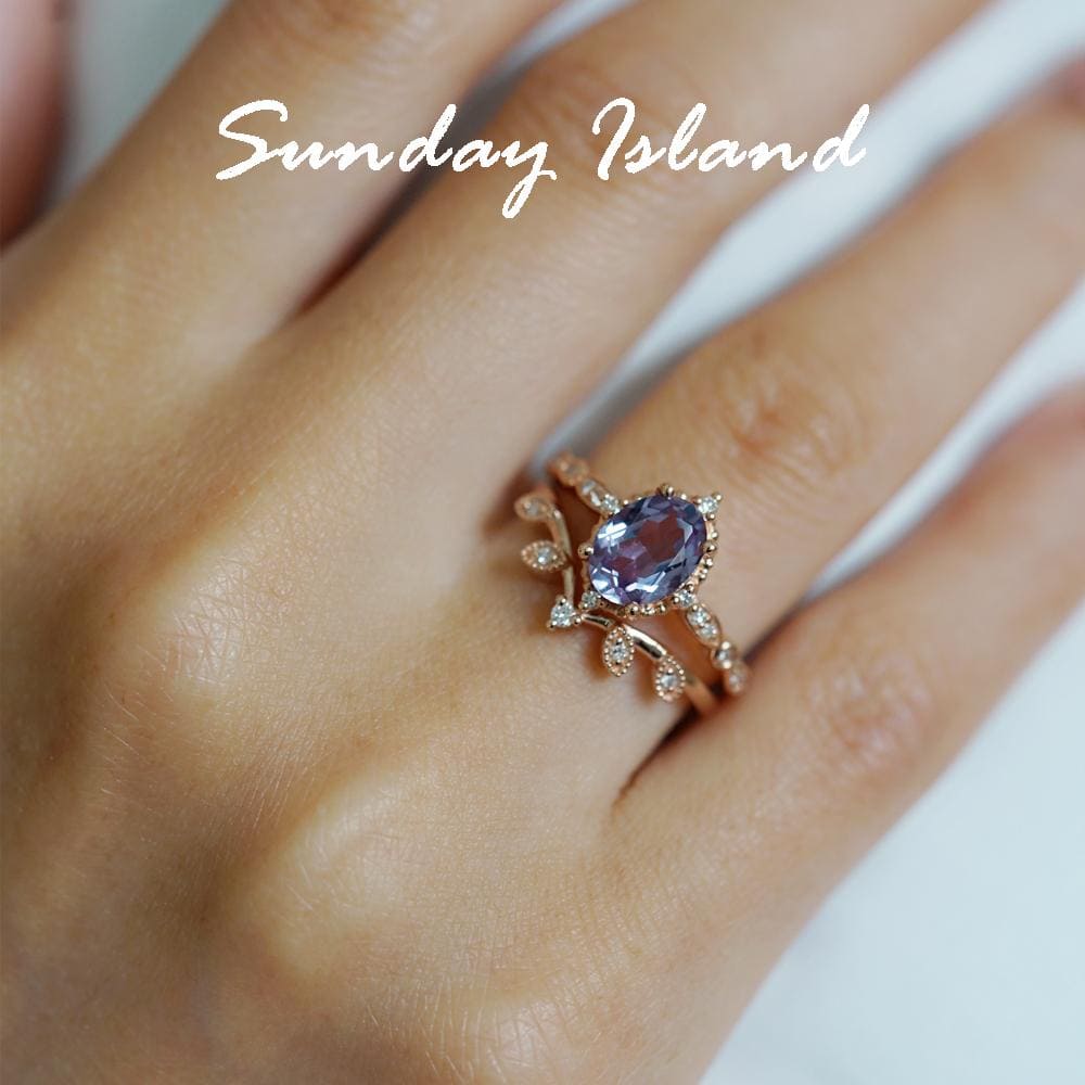 Vintage Oval Alexandrite Engagement Ring - Minerva - Image 6