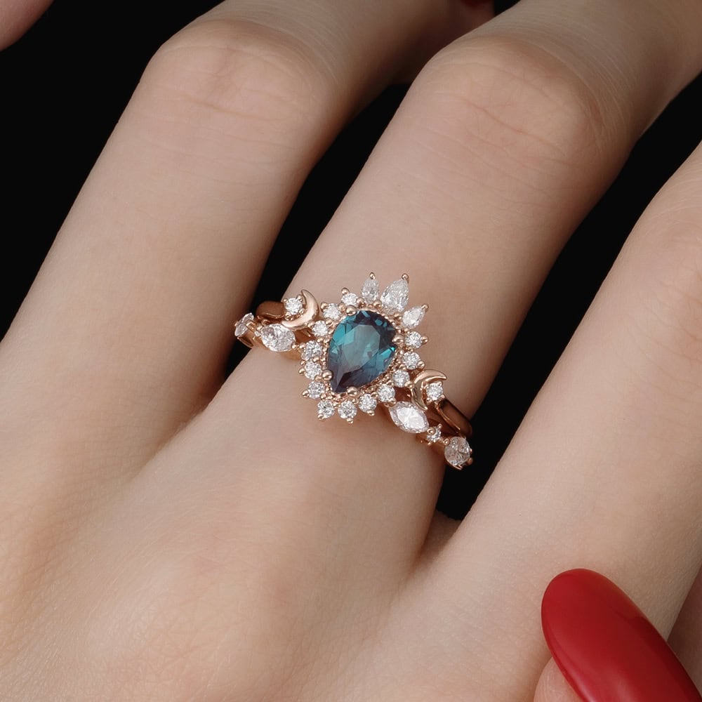 Crescent Moon Art Deco Moonstone Ring - Eden - Image 7