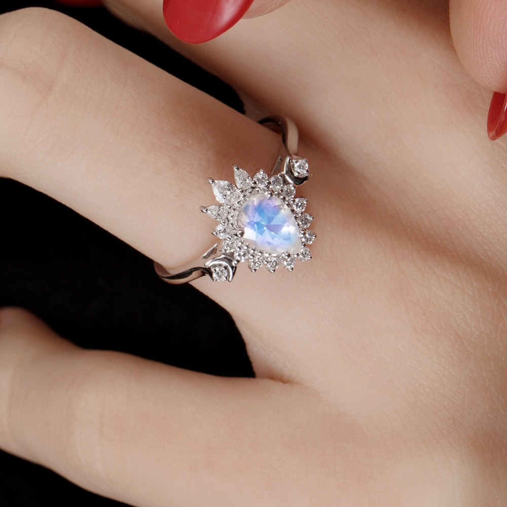 Crescent Moon Art Deco Moonstone Ring - Eden - Image 3