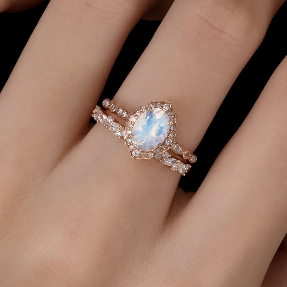 Oval Floral Vintage Morganite Ring - Bonnie - Image 8