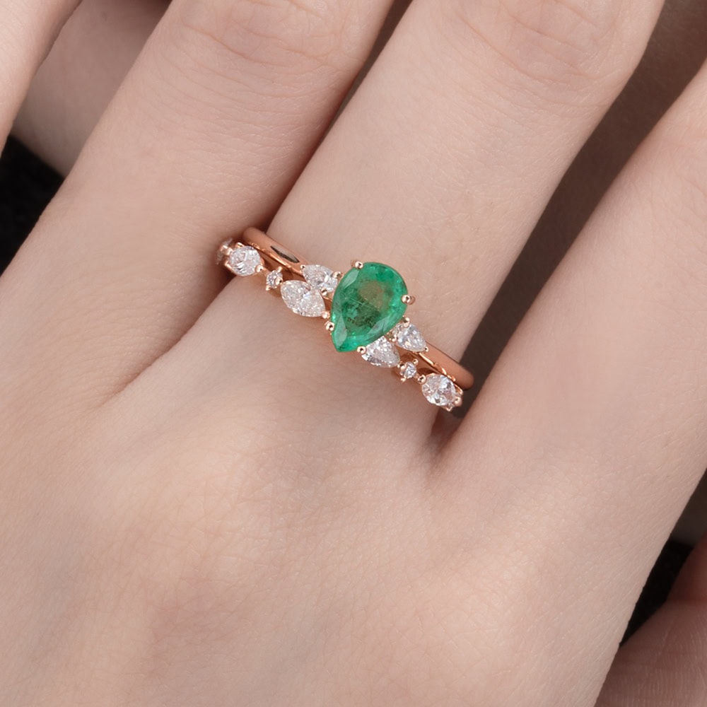 Pearcut Natural Emerald Dimoand Ring - Ash - Image 6
