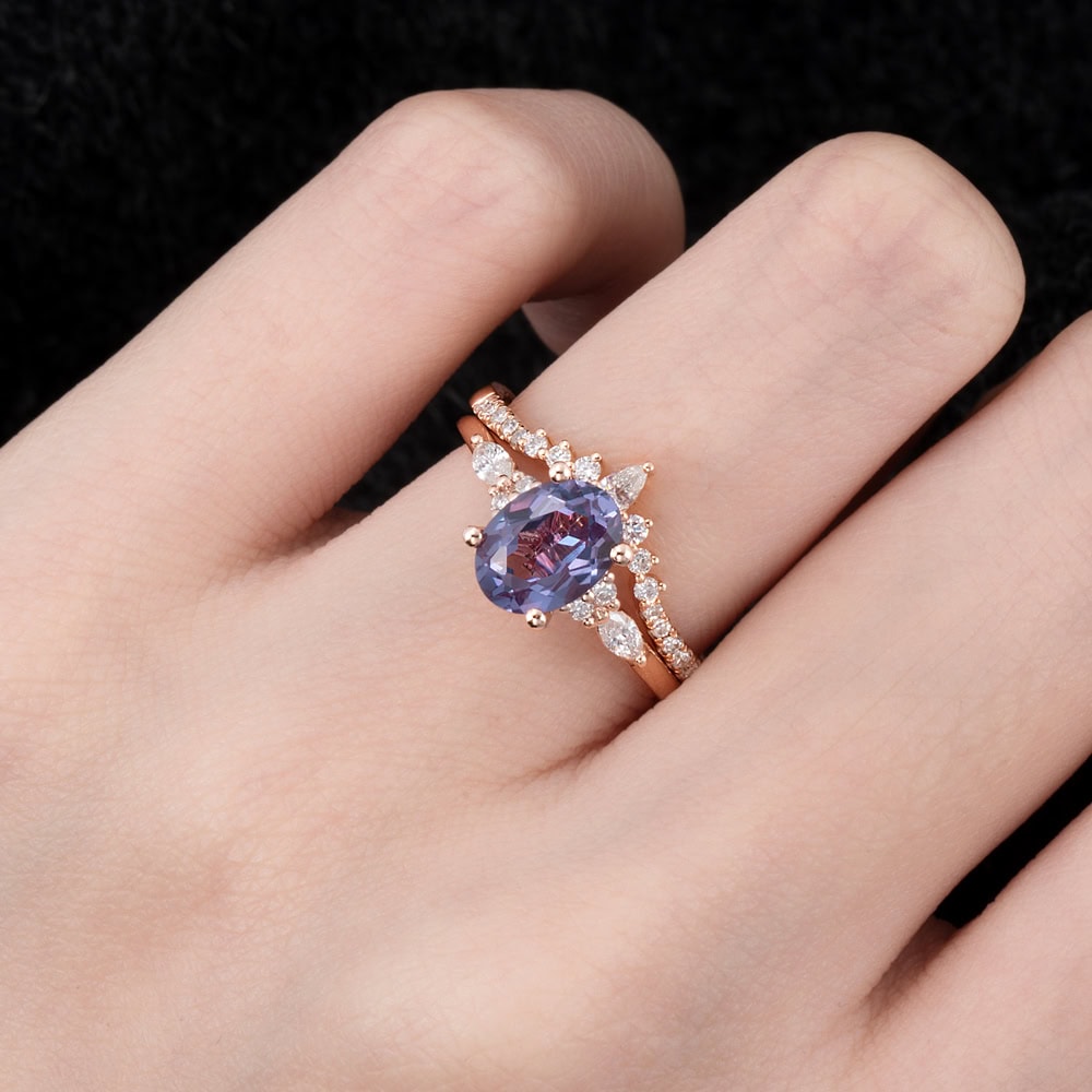 Oval Cut Alexandrite Diamond Ring - Phoenix - Image 8