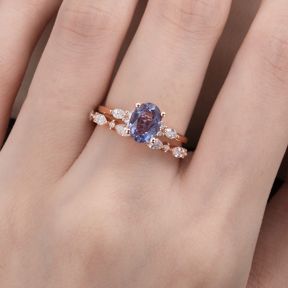 Oval Cut Alexandrite Diamond Ring - Phoenix - Image 6