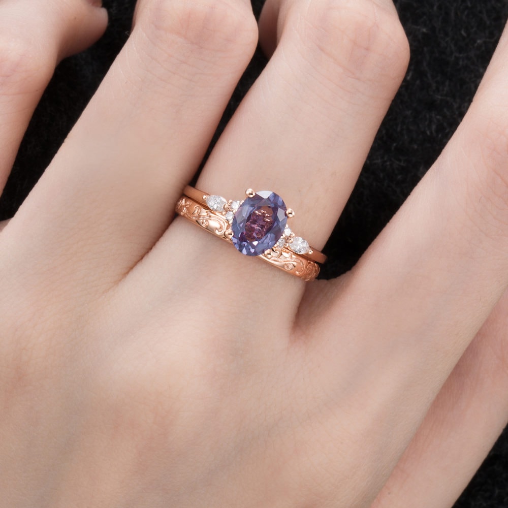 Oval Cut Alexandrite Diamond Ring - Phoenix - Image 5