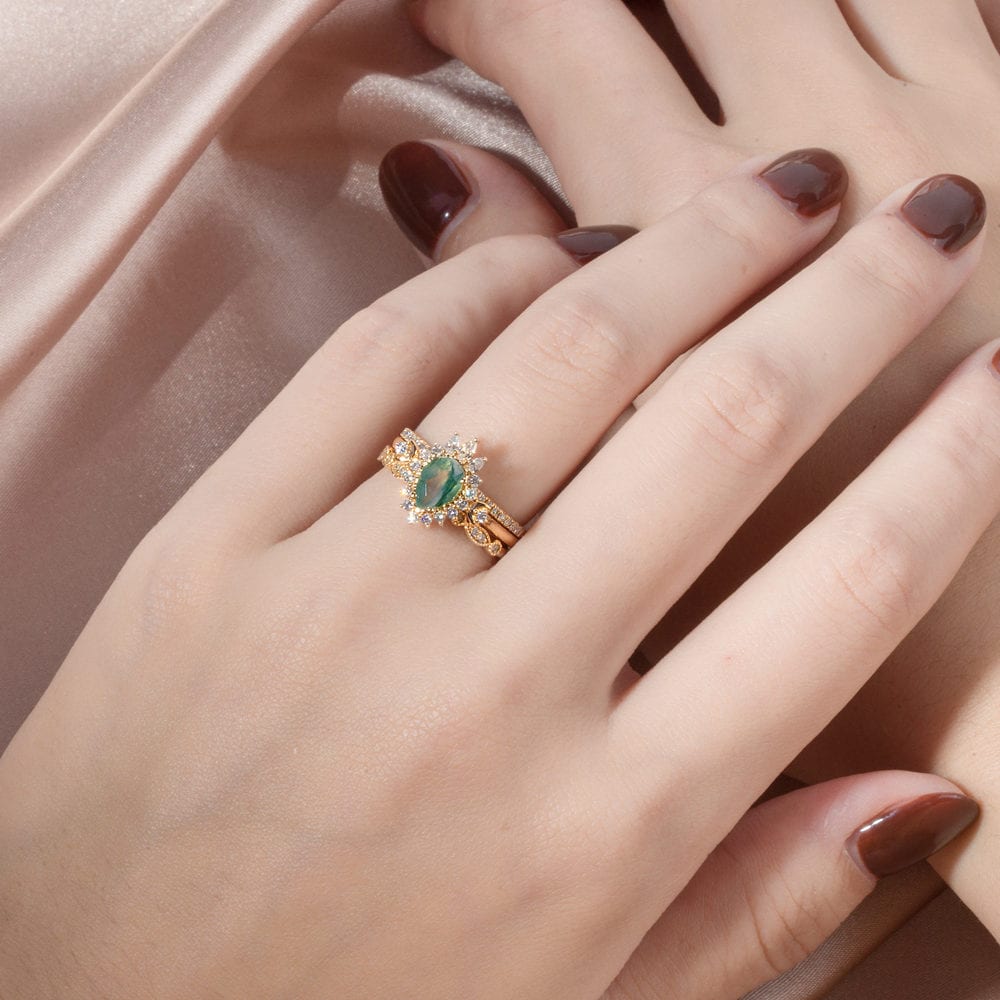 Crescent Moon Art Deco Moss Agate Ring - Daisy - Image 8
