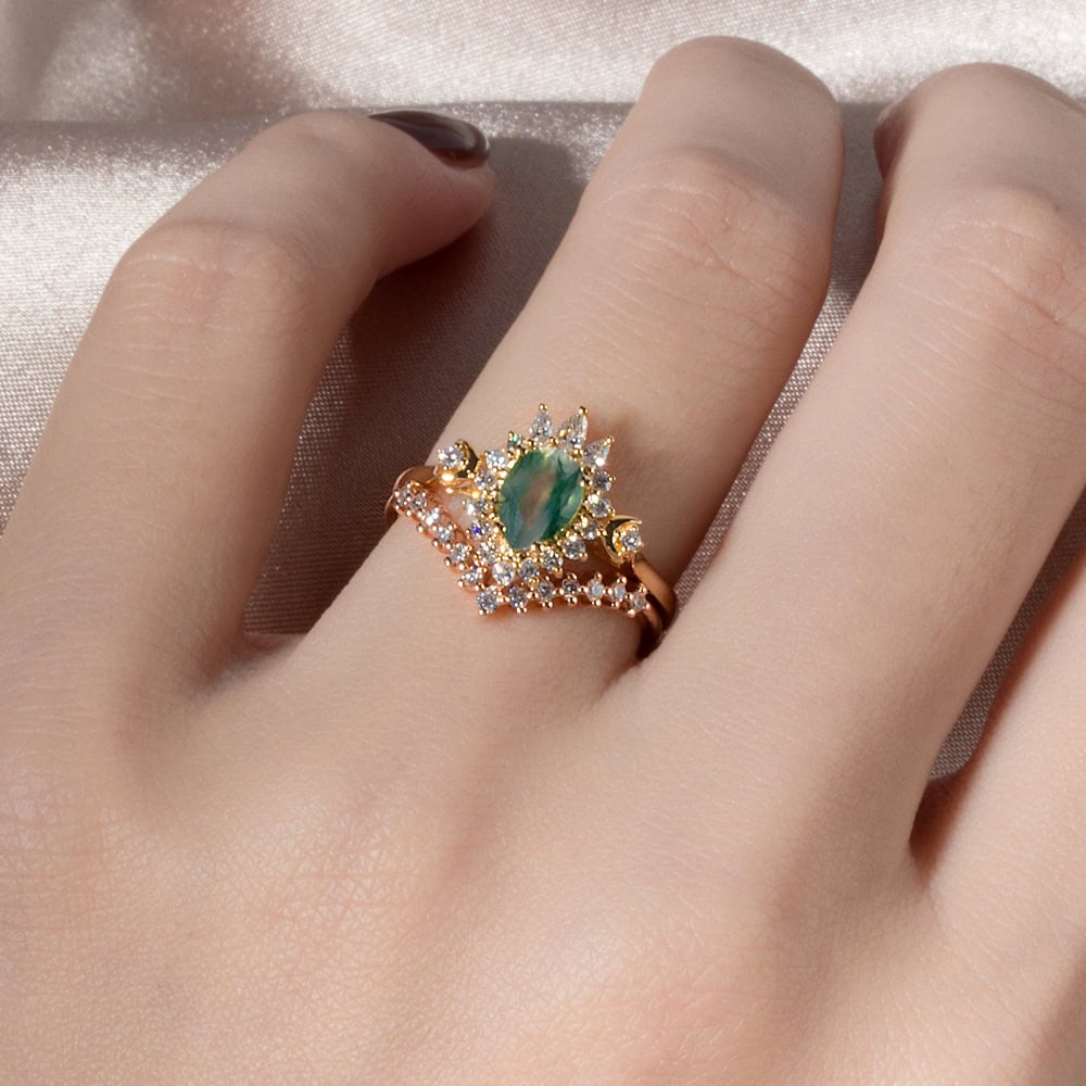 Crescent Moon Art Deco Moss Agate Ring - Daisy - Image 9