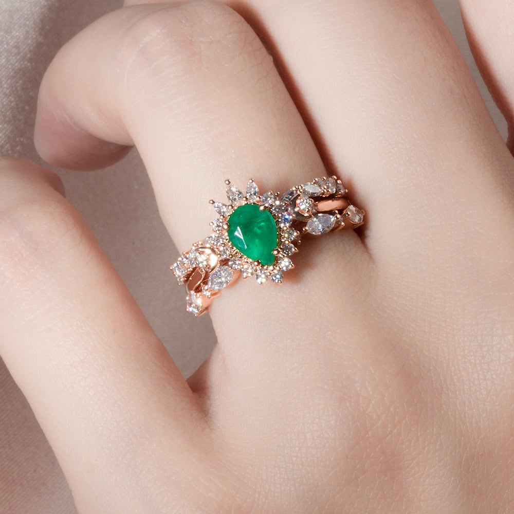Crescent Moon Art Deco Emerald Ring - Theodora - Image 4