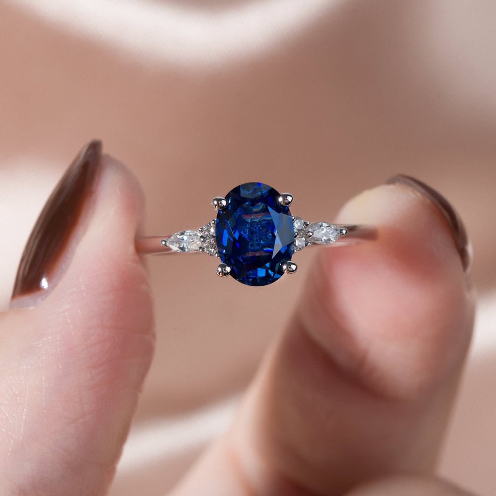 Oval Cut Blue Sapphire Diamond Ring - Navy - Image 4