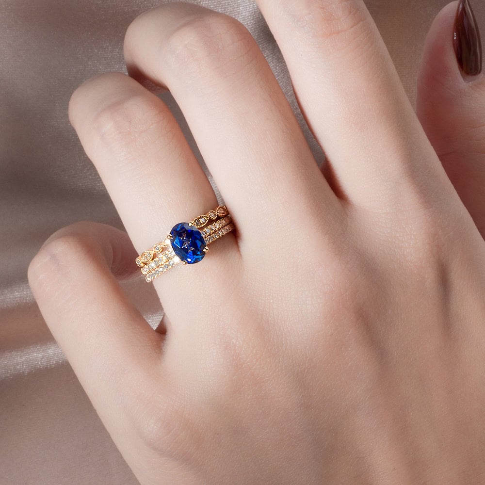 Oval Cut Blue Sapphire Engagement Ring – Maya - Image 4