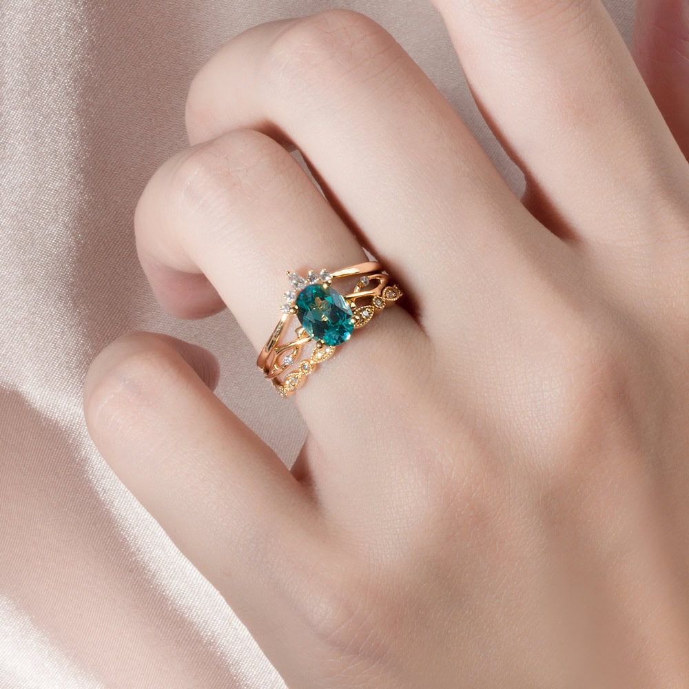 Twig Engagement Ring In Mint Green Sapphire - Felicity - Image 4