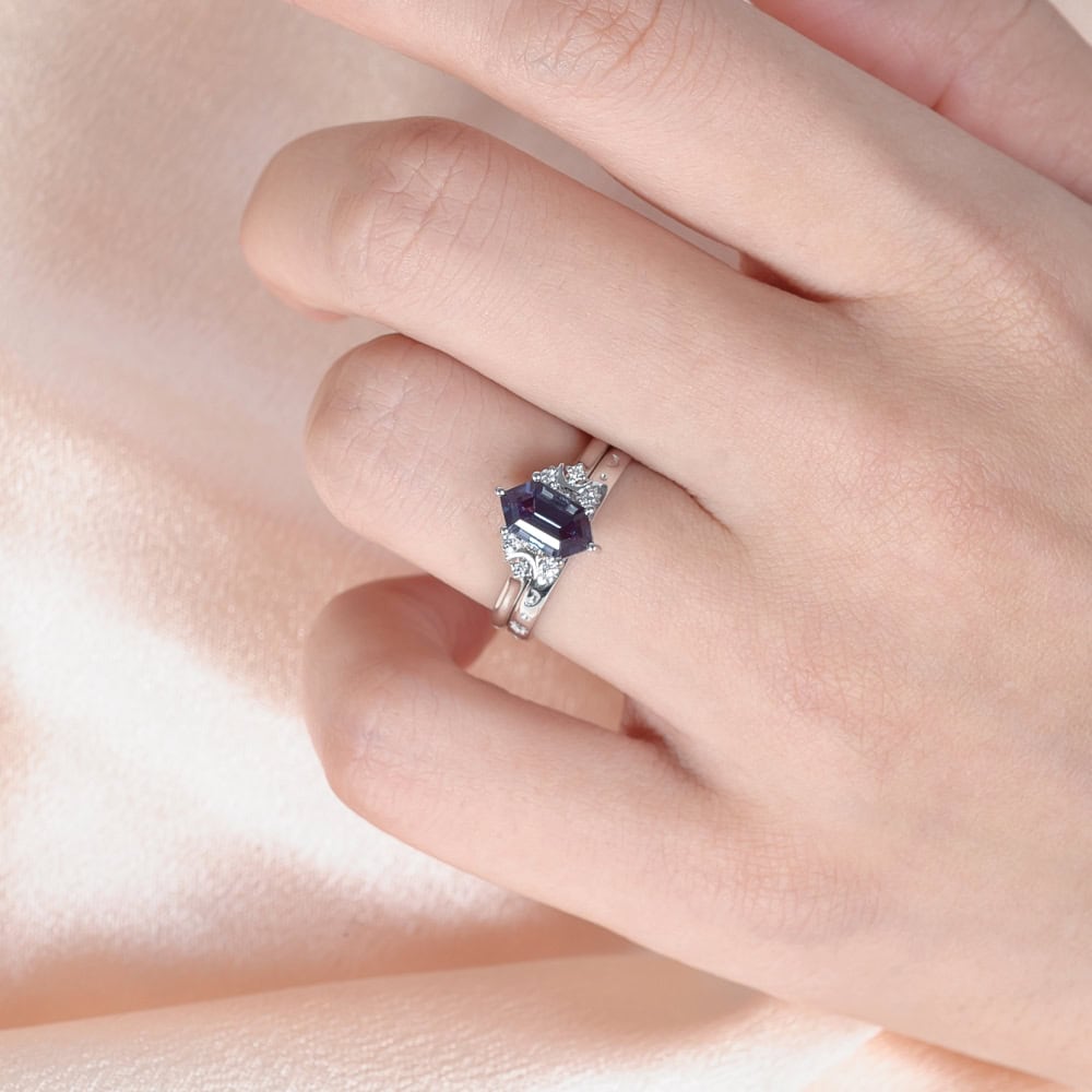 Crescent Moon Hexagon Cut Alexandrite Ring -  Isla - Image 4