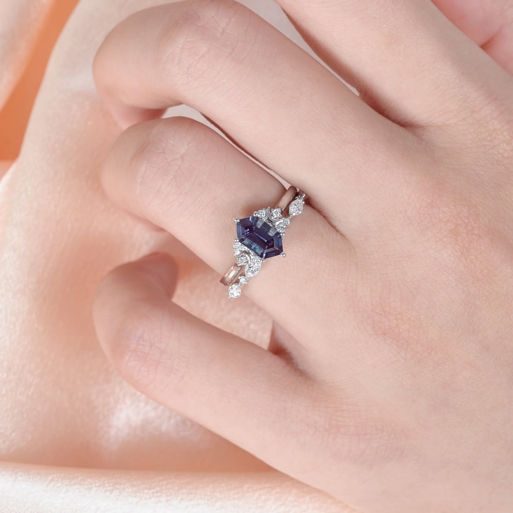 Crescent Moon Hexagon Cut Alexandrite Ring -  Isla - Image 2