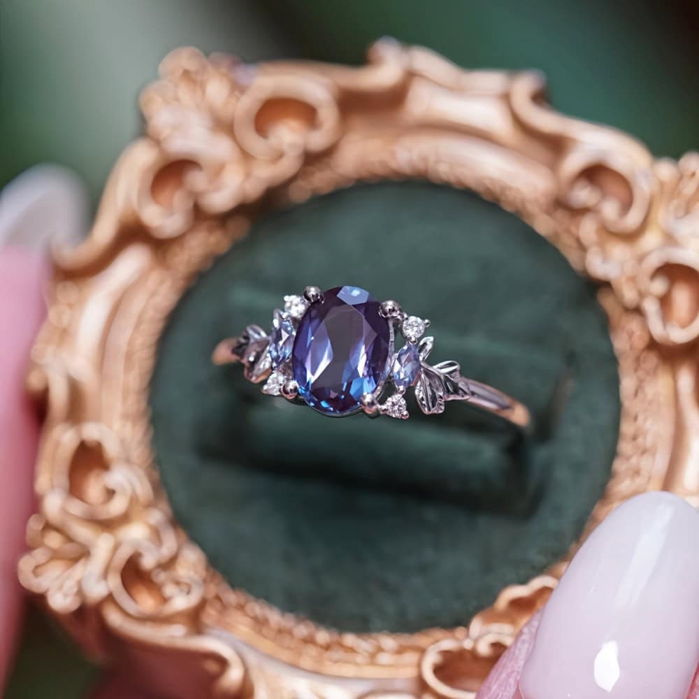 Secret Garden Ring in Oval Cut Alexandrite - Jasmine