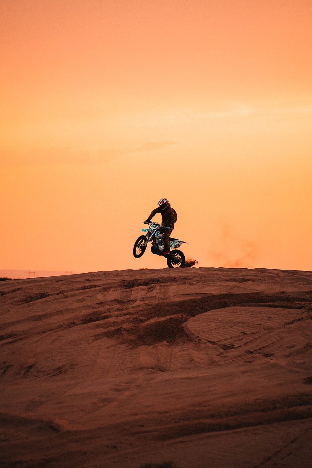 Motocross dans les dunes — Lac Rose, Sénégal