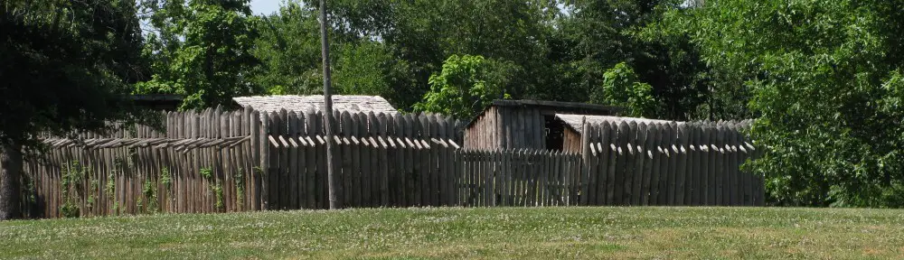 PEORIA CAMPING | 5 BEST TAZEWELL COUNTY CAMPSITES 4_2021 cropped Fort CreveCoeur