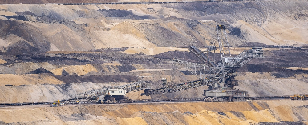 Mining and Natural Resources - Zircoo Corporation
