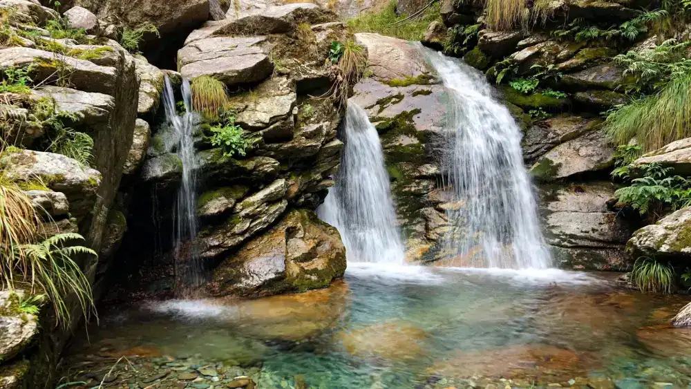 Bhagsu Waterfall