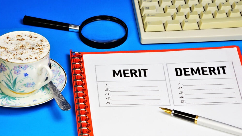 飲食店バイトのデメリット・メリット