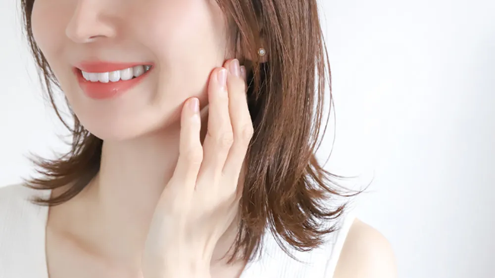 美肌を実感する女性