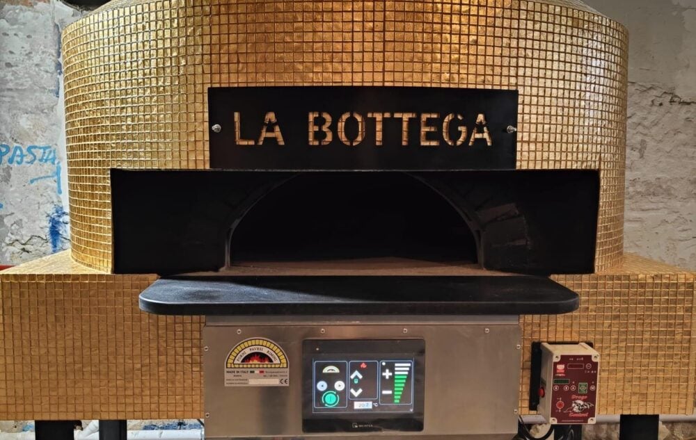 Costruzione forno pizza rotante modello Vulcano