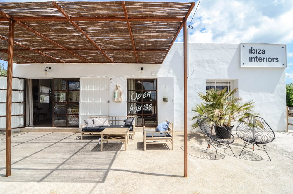 Discover-The-Best-Luxury-Showrooms-In-Ibiza_3 Discover-The-Best-Luxury-Showrooms-In-Ibiza_3 Discover The Best Luxury Showrooms In Ibiza!_2 luxury showrooms in ibiza Discover The Best Luxury Showrooms In Ibiza! Discover The Best Luxury Showrooms In Ibiza 3