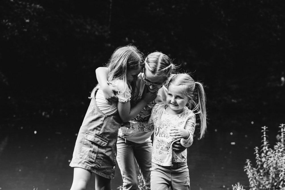 siblings in worsley woods