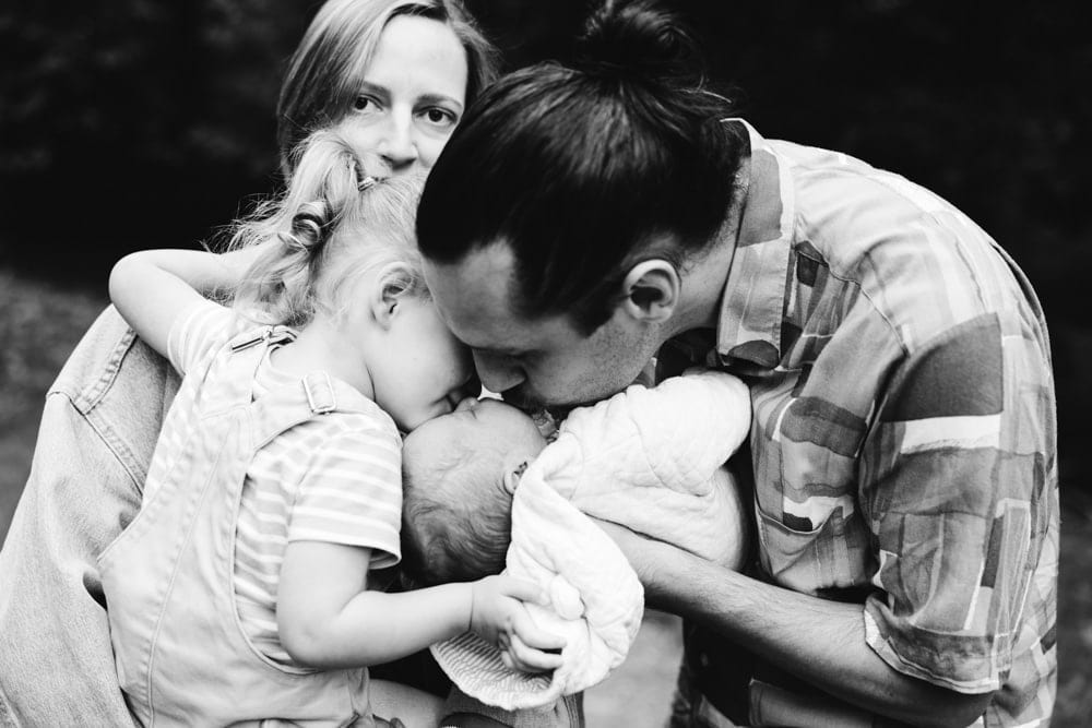 Family photoshoot at fletcher moss in didsbury by er photography
