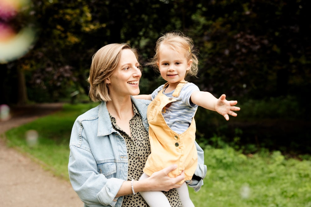 Family photoshoot at fletcher moss in didsbury by er photography