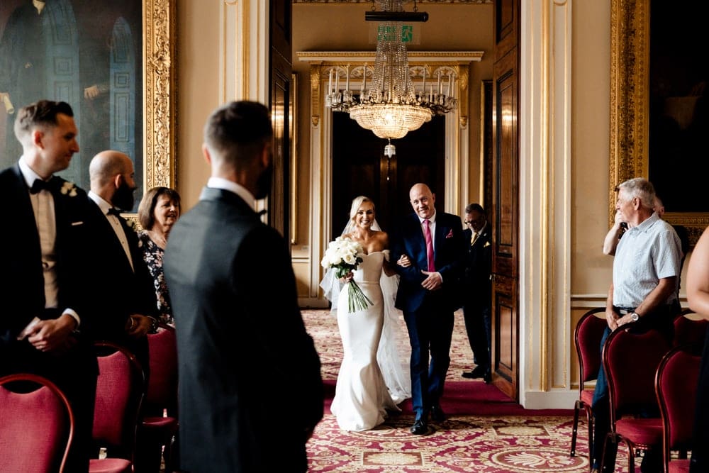 Liverpool town hall wedding photography teri and mat's big day at liverpool town hall