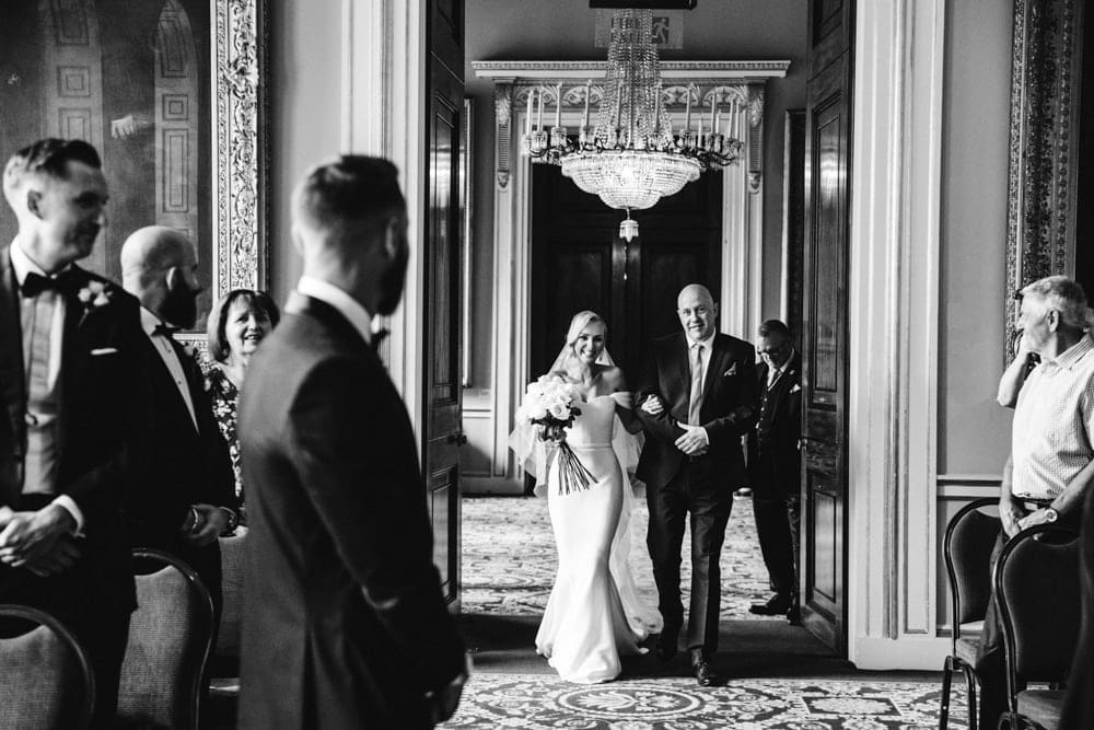 Liverpool town hall wedding photography teri and mat's big day at liverpool town hall